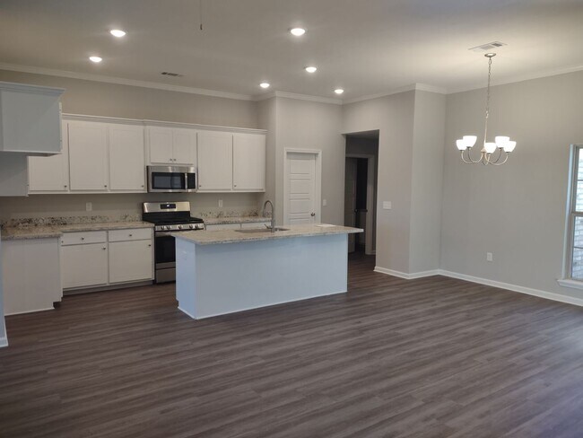 Foto del edificio - MOVE IN SPECIAL!**** 1/2 OF 1ST MONTH RENT...