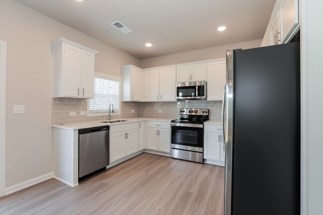 Building Photo - 3249 Lilac Crk Trl