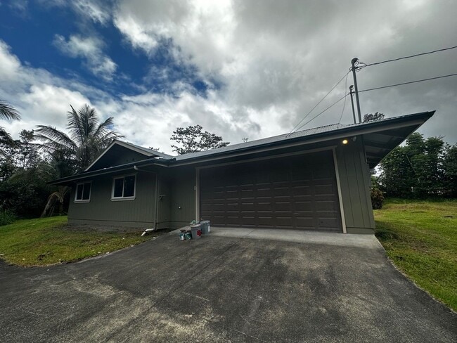 Building Photo - 16-135 Ilima St. Keaau, HI 96749