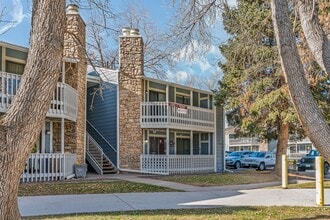 Building Photo - 8335 Fairmount Dr