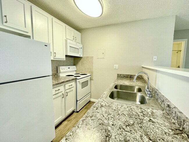 The Stapleton Apartments Apartments - 2240 Dallas St Aurora, CO