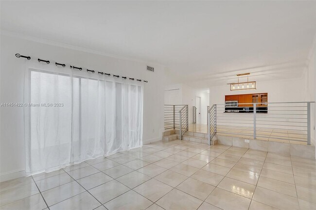 Building Photo - 7434 SW 106th Pl