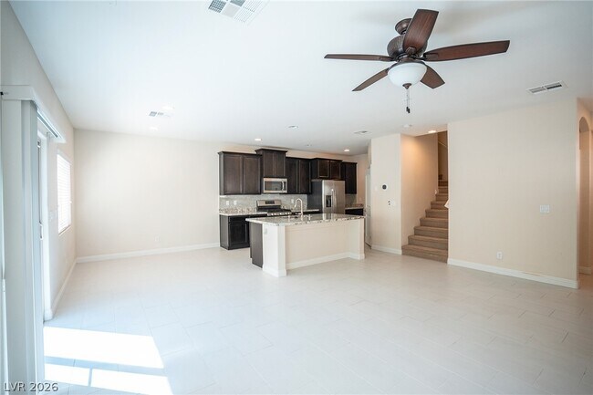 Foto del edificio - 9419 Sparkling Wing Ct