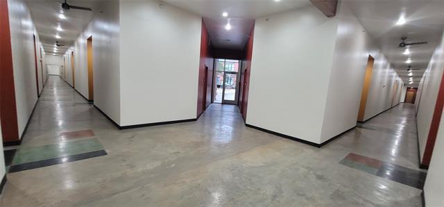 Building Photo - 2502 Live Oak St