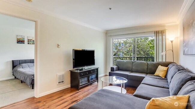 Foto del edificio - 621 5th Ave N