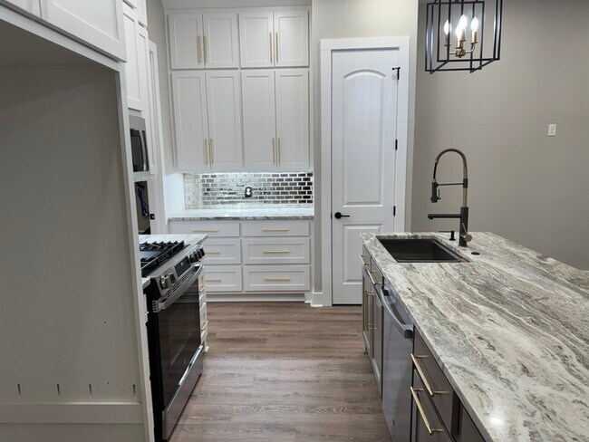 Building Photo - Brand New Construction in Quapaw area of Downtown Little Rock