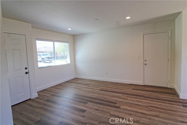 Building Photo - 34646 Pinewood Ct