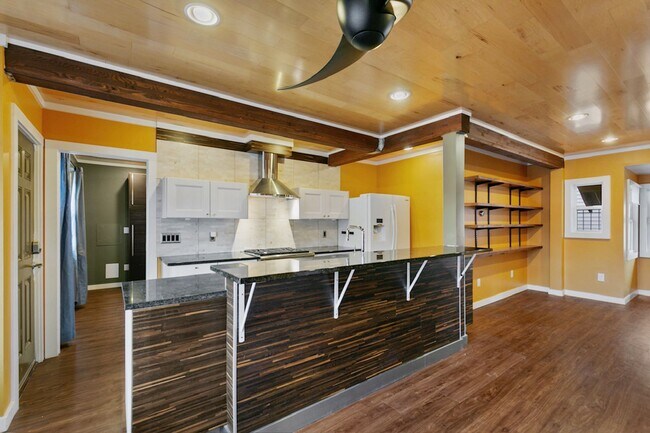 Foto del edificio - Classic Portland Bungalow