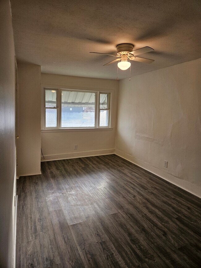 Sala de estar - 317 N Norton St