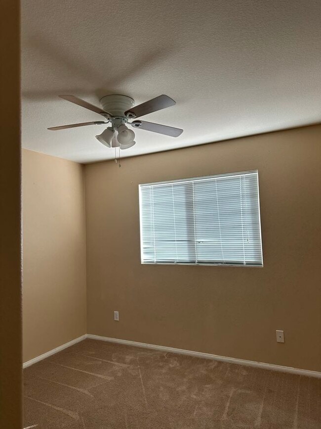 Building Photo - 1224 Periwinkle Pl