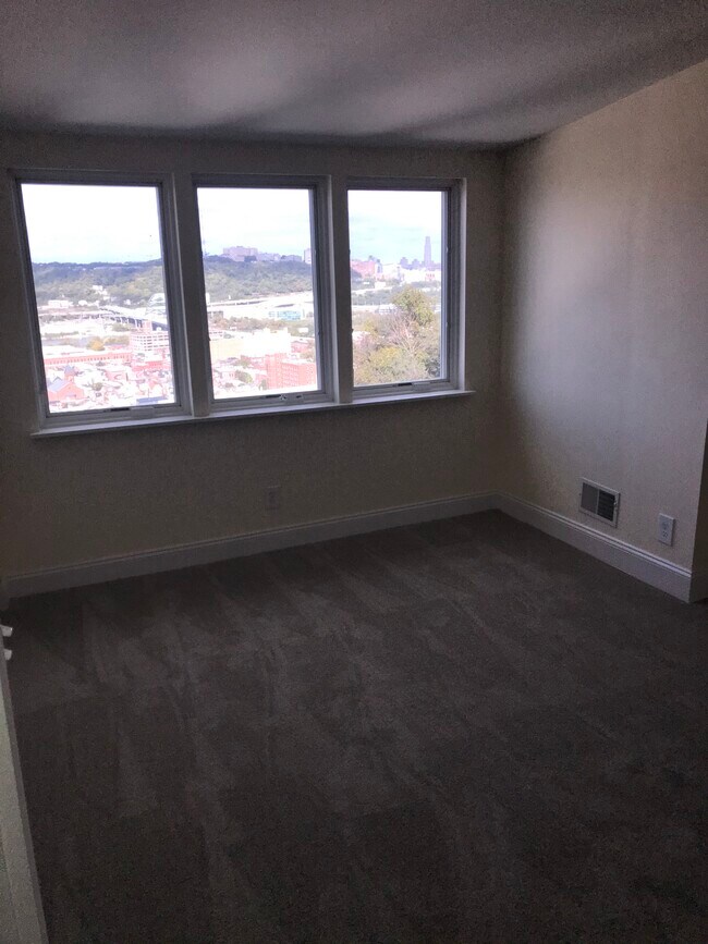 Bedroom #1 - 1927 Huron St