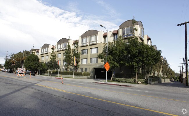 Piedmont senior singles california HomeSnacks: Bite-sized Information About Where You Live - HomeSnacks