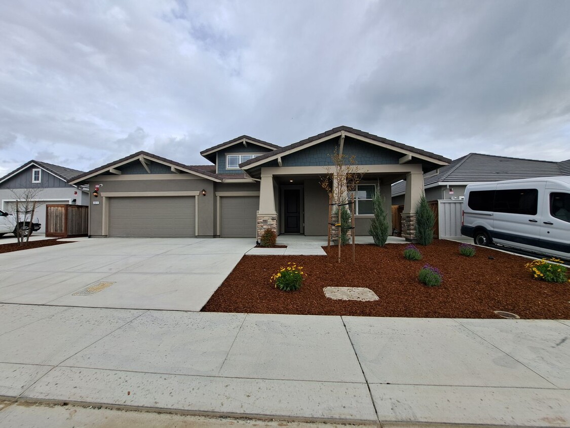 Primary Photo - Gorgeous Smart Home is Clean & Loaded!