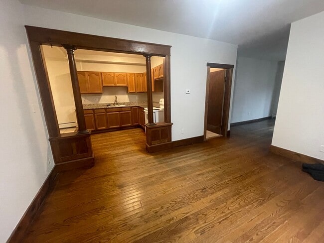 Foto del edificio - 57-59-59 Holbrook St