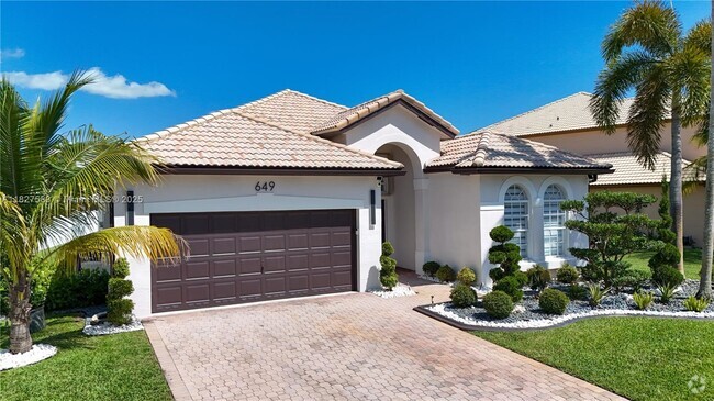 Building Photo - 649 SW 168th Way