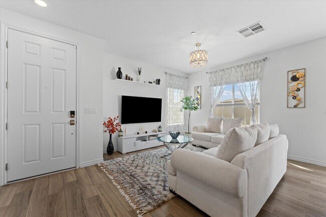 Foto del edificio - 237 Callen Falls Ave