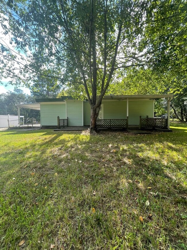 Building Photo - 3465 Dundale Rd