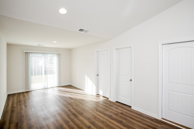 Foto del edificio - 462 Conifer St