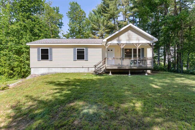 Building Photo - 13 Blue Boar Ln