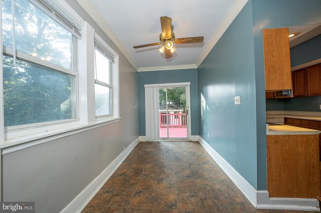 Foto del edificio - 316 S Cedar Ln
