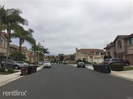 Building Photo - 4 br, 3 bath House - 3 El Corzo