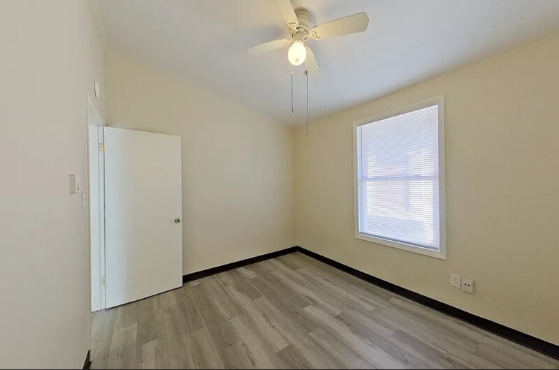 Foto principal - 2447 Hiawatha St