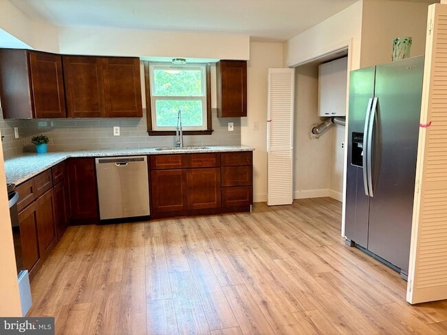 Photo - 2007 Lincoln Avenue Unit Apartment