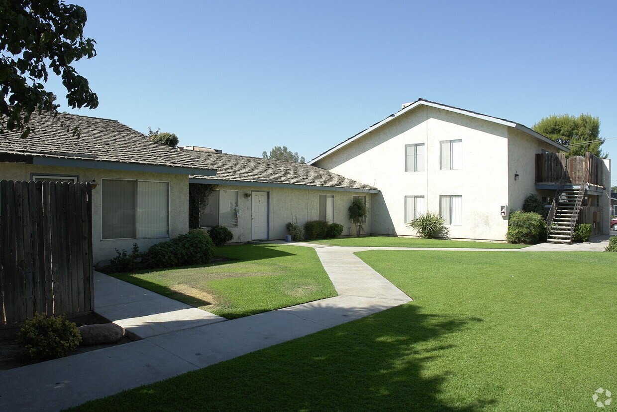Building Photo - 2512 Ashe Rd