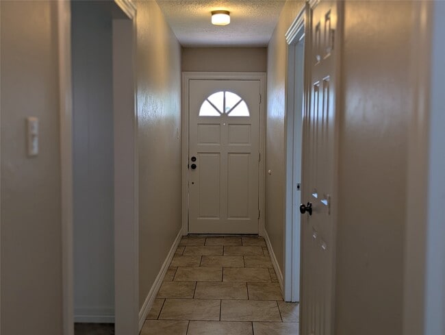Foto del edificio - 23103 Berry Pine Dr
