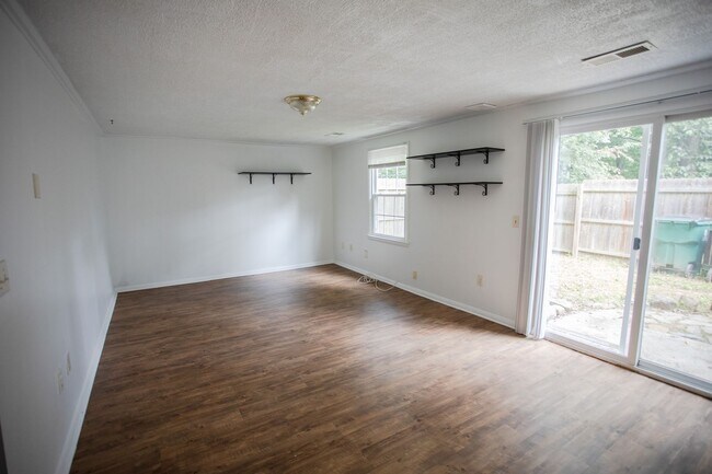Foto del edificio - Spacious Blacksburg Townhome – Prime Location Near VT & Shopping