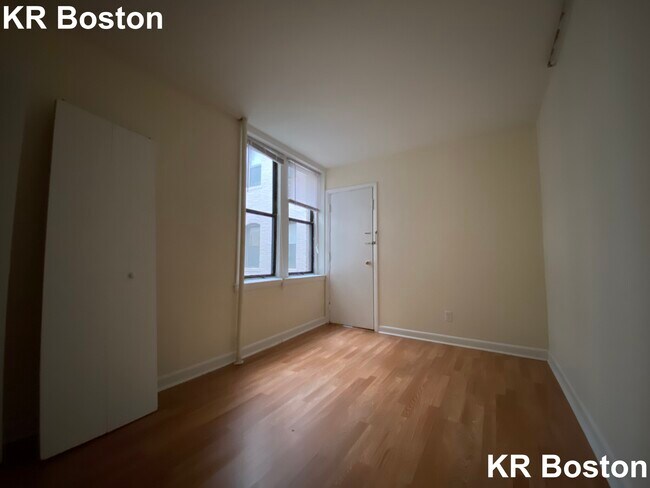 Foto del edificio - 1139 Commonwealth Ave