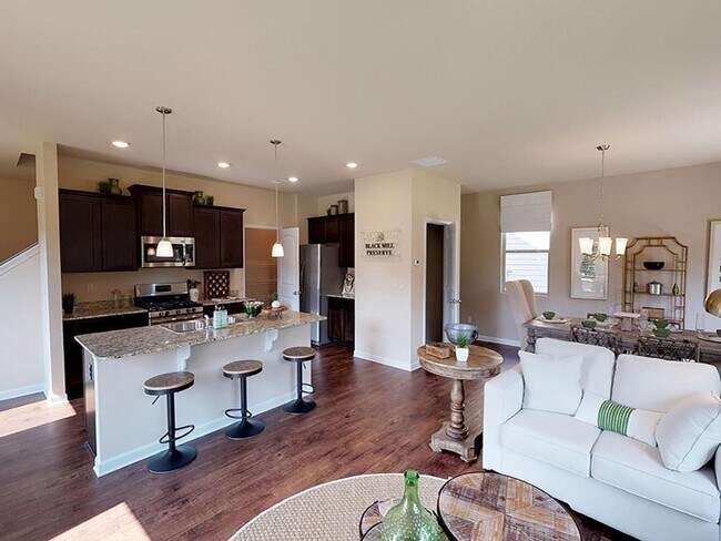 Foto del edificio - 119 Centennial Ridge Dr