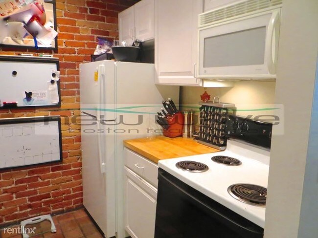 Building Photo - 1 br, 1 bath  - 32 Saint Germain St