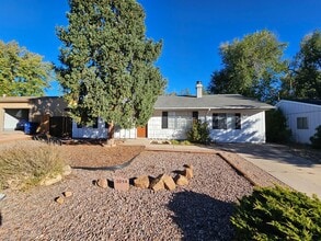 Building Photo - 3014 Hayman Terrace