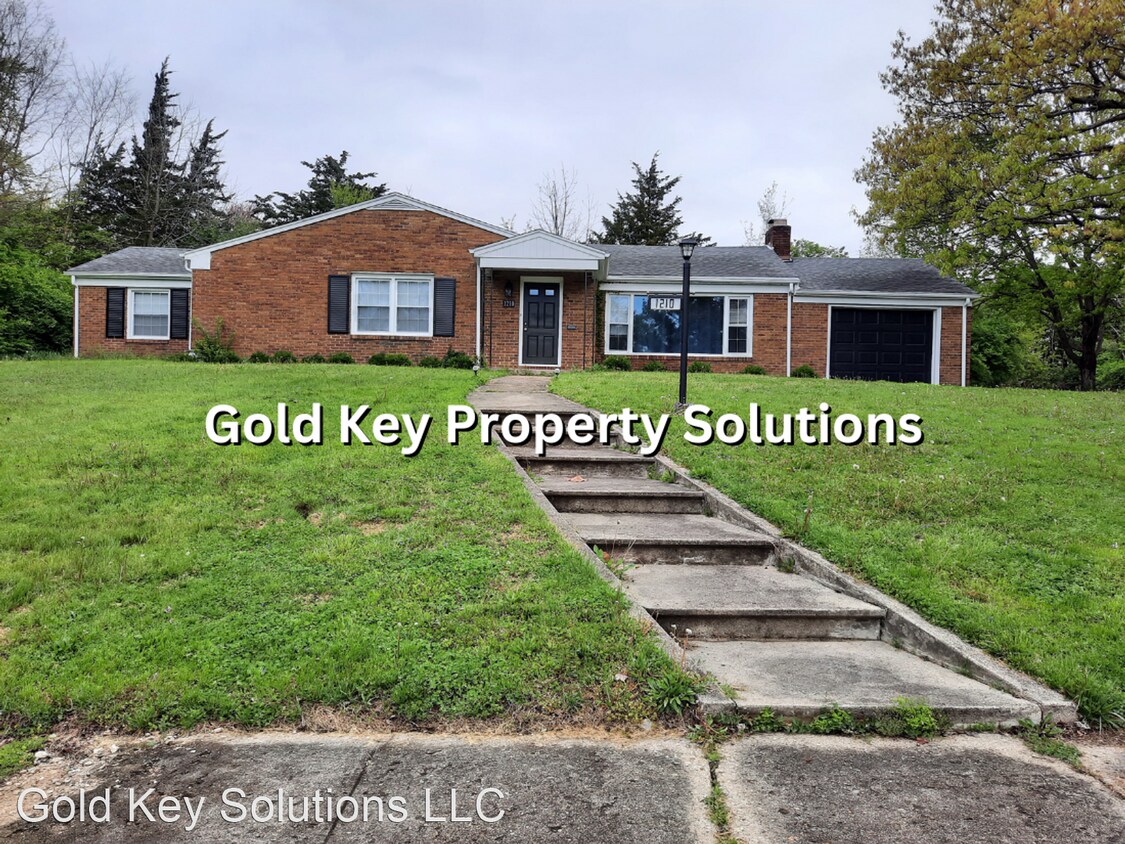 Primary Photo - 3 br, 1 bath House - 1210 E 7th Street