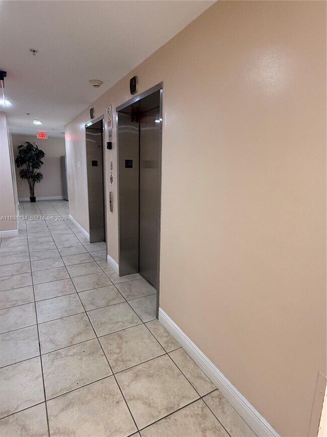 Foto del edificio - 119 SW 6th Ave