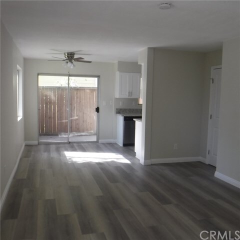 Foto del edificio - 221 10th St