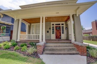 Building Photo - 1158 N Denver Ave