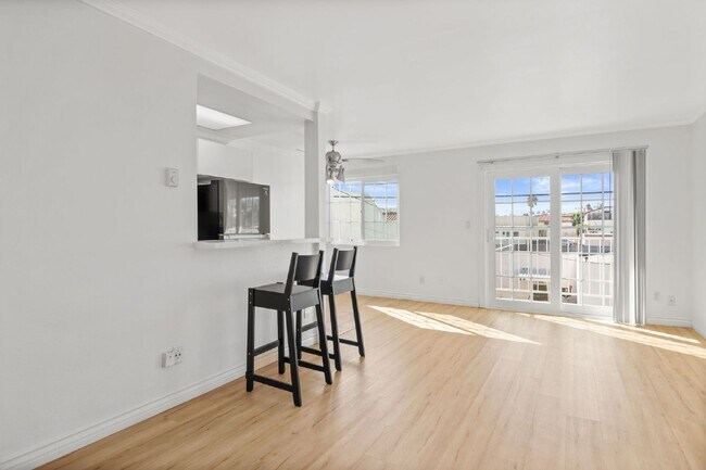 Foto del edificio - Stylish 1-Bedroom Apartment with Private B...