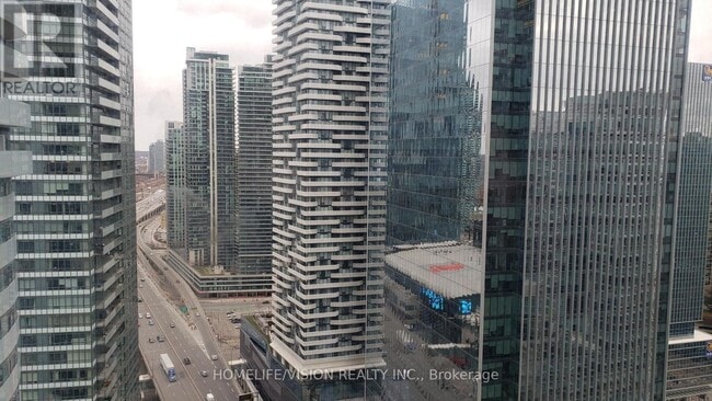 Building Photo - 12 York St