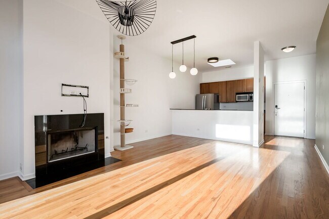 Foto del edificio - 2089 W Wabansia Ave