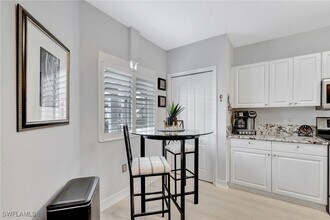 Building Photo - 7811 Regal Heron Cir