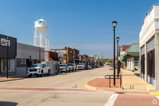 Wood River’s downtown has plenty of charm, and a few new locally owned businesses.