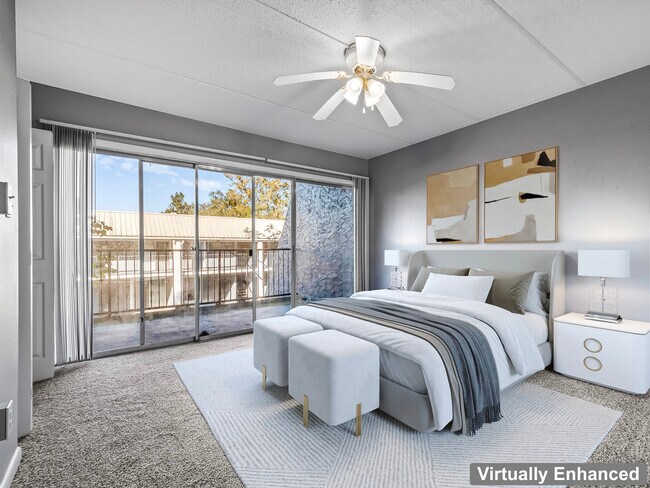 Foto del edificio - 830 E Park Ave