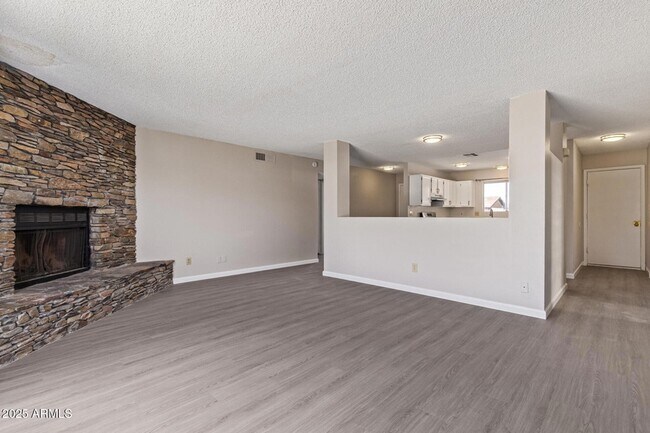 Foto del edificio - 7342 W Minnezona Ave