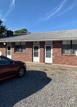 Building Photo - 4297 7th Street Rd