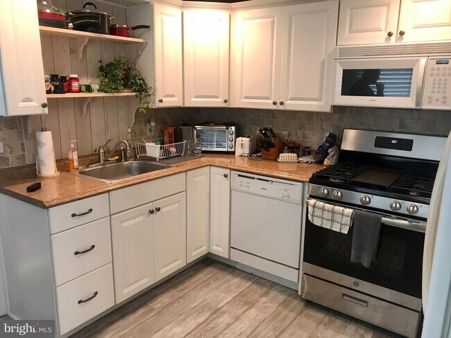 Foto del edificio - 314 Coral St