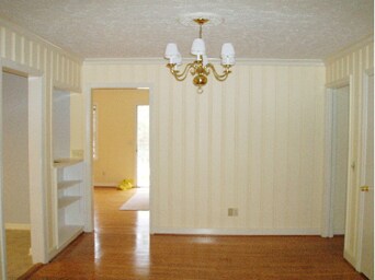 Building Photo - Forest Acres