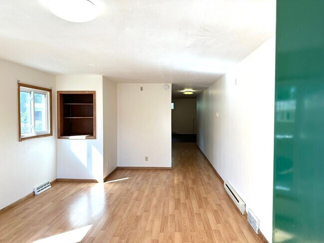 Foto del edificio - 2 Bedroom 1.5 Bath Duplex - South Fargo