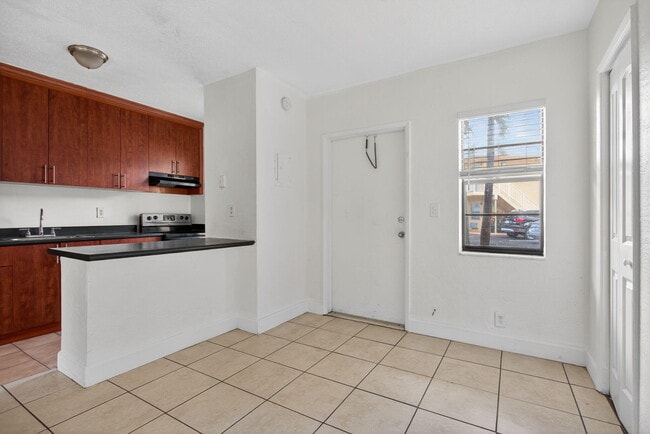 Foto del edificio - 4071 N Dixie Hwy